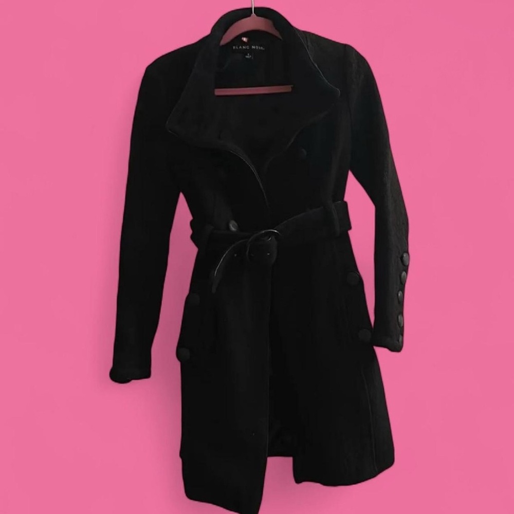 Blanc Noir Coat